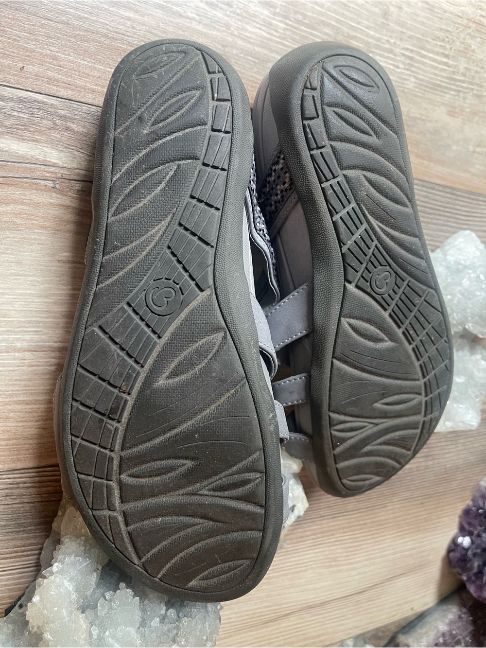 Women's Strappy Comfort Sandals in Gray - Picture 5 of 5